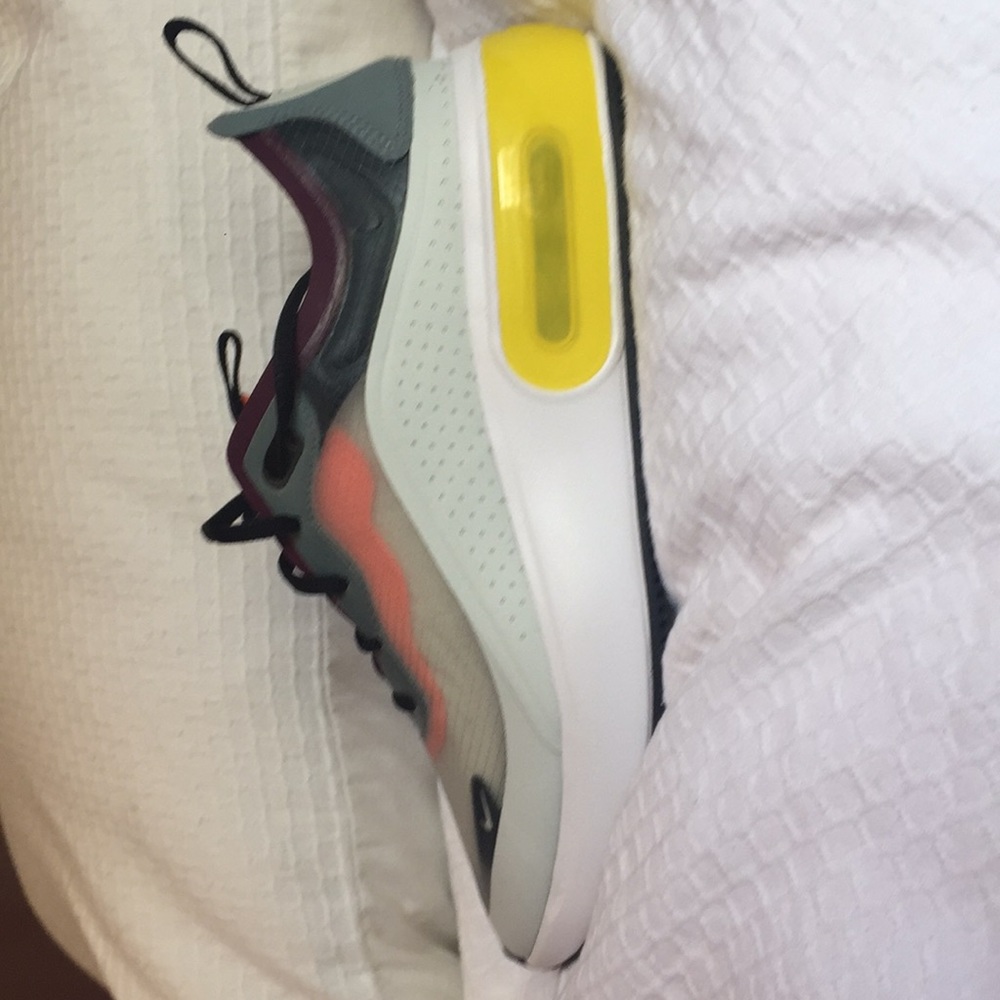 Nike Air Max Dia SE QS Aviator grey 7.5